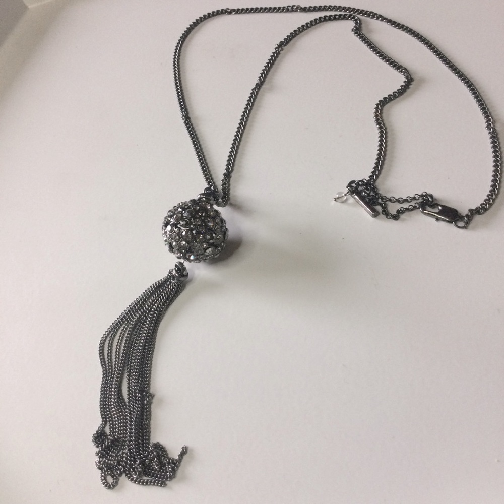 KENNETH COLE 34” TASSEL CRYSTAL BALL NECKLACE GUNMETAL EUC